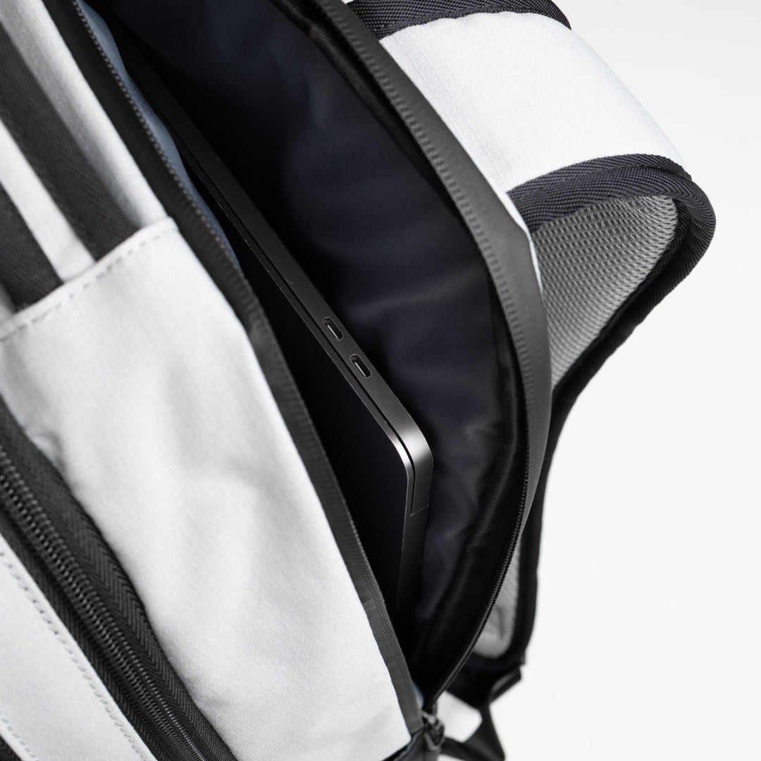 UConn A2 Backpack - Moon Gray
