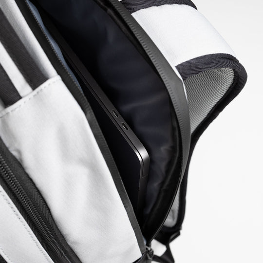 Northwestern A2 Backpack - Moon Gray